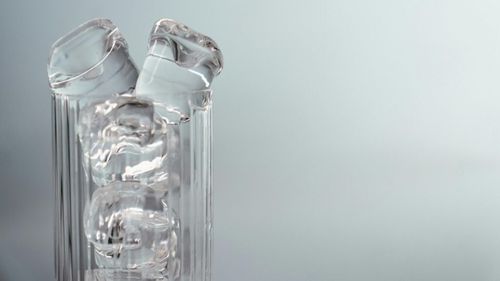 Apa cu gheață și alimentele reci, un aliat pentru pierderea în greutate/ Iată ce înseamnă dieta hack-ului cu gheață și cum ajută eala arderea caloriilor