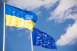 Piața agricolă și extinderea UE. Bruxelles-ul propune clauze speciale de salvgardare pentru sprijinirea fermierilor europeni în raport cu Ucraina
