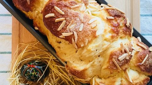 Italienii au descoperit cozonacul: „Prăjitura românească nu este nici prăjitură de Crăciun, nici prăjitură cu prune” / Rețetele sunt transmise din generație în generație