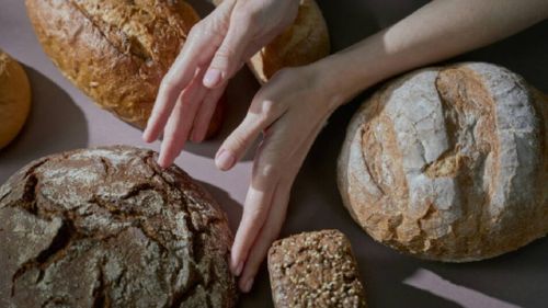 Ziua Internațională a Pâinii | „Folosind doar ingrediente de calitate superioară, costurile de producție sunt mari”: De la tradiție la business, cum crești o brutărie modernă? / G4Food a stat de vorbă cu mai mulți brutari artizani