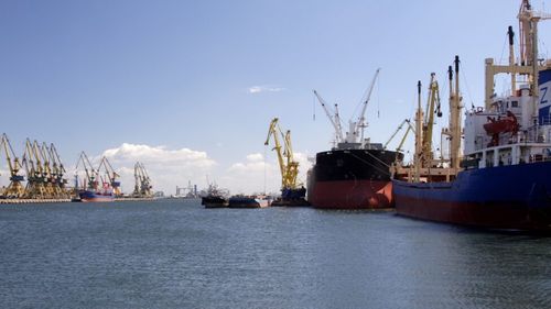Exportul de cereale ucrainene prin Constanța a scăzut cu 44% / Ucraina se bazează tot mai mult pe propriul port din Odesa