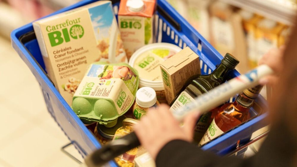 Produsele bio, între modă și realitate economică / De ce ajung consumatorii să plătească mai mult pentru eticheta „ecologic”