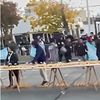 VIDEO | Un sandviș de 750 de metri trebuia să intre în Cartea Recordurilor / Mulțimea nu a avut răbdare și a mâncat o bună parte din preparat înainte de măsurători