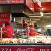 Secretul gustului de pizza din New York / Un lanț de restaurante cu acest specific recreează în laborator apa folosită la aluat