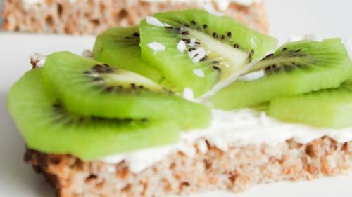 Kiwi, fructul surpriză cu 11 beneficii pentru sănătate / De la somn odihnitor la inimă protejată sau digestie și imunitate, acest fruct ajută întregul organism