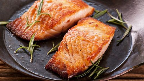 Ce alimente ar trebui să eviți și care sunt cele care te vor ajuta în reducerea inflamației din organism/Inflamația cronică a fost asociată cu o mulțime de boli cronice/Explicațiile unui nutriționist