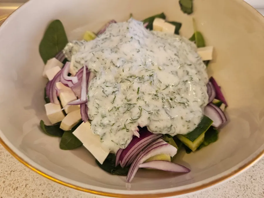 Salată cu porumb crocant la air fryer