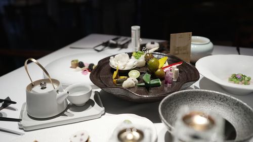 Restaurantul unde oficialii chinezi nu au voie să mănânce / Un meniu vegetarian costă de la 250 de dolari de persoană