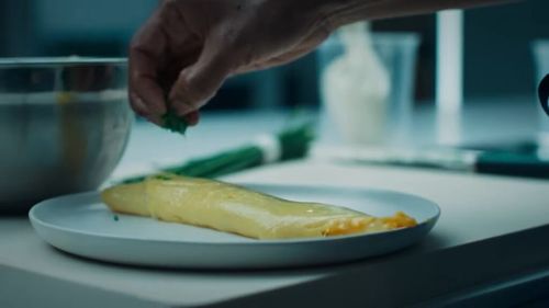 VIDEO Cum prepari omleta populară din serialul „The Bear”