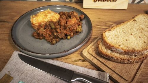 Rețetele Juanitei | Linte cu mazăre și legume/ Putem pune și carne sau să ne bucurăm de un preparat vegetarian