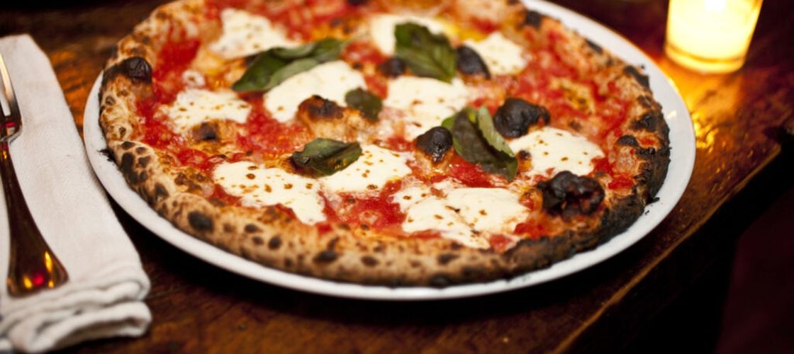 Pizzarii se pot înscrie la Campionatul Internațional de Pizza 2026 de la INDAGRA FOOD. Se caută o rețetă originală, un aluat perfect dospit și o combinație de ingrediente spectaculoasă
