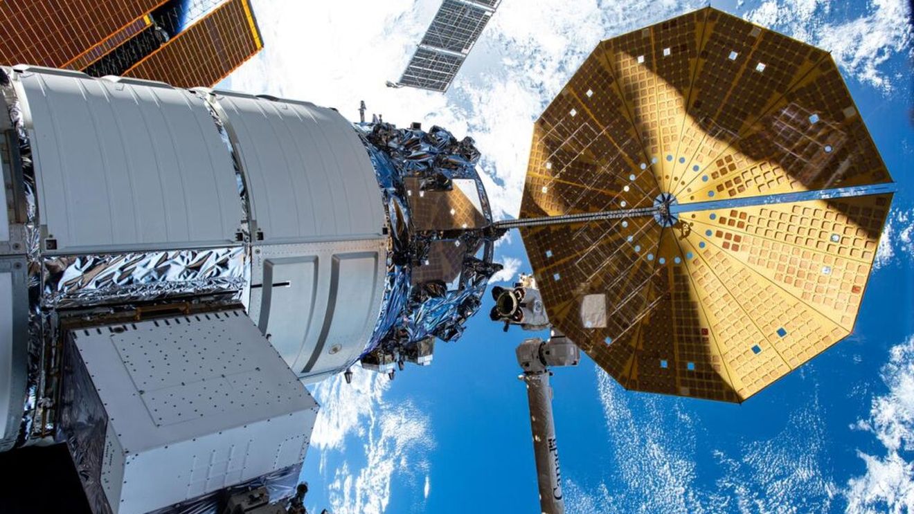 Curcan sau pizza? Ce conțin pachetele cu mâncare trimise astronauților aflați pe Stația Internațională Spațială, cu ocazia Crăciunului