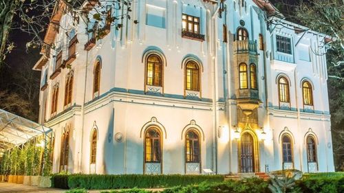 Trei chefi celebri gătesc pentru evenimentul anului. Nunta Elenei și a lui Ianis Hagi are un meniu de 5 stele