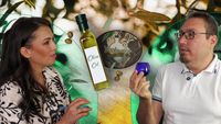 Cum recunoști un ulei de măsline bun, de la etichetă până la gust. Geo Dobre, somelier Măslinescu: „Uleiul de măsline nu se judecă după culoare”