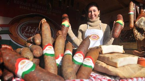 Cârnatul Csaba, sărbătorit între 24-27 octombrie, la a 27-a ediție a festivalului pe care i-l dedică orașul Békéscsaba