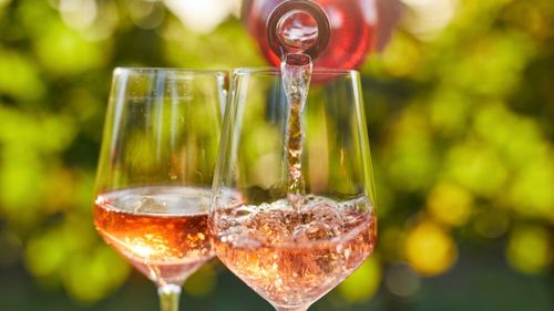 Cine sunt oamenii care au făcut ca România să organizeze, în 2025, competiția de vinuri roze de la Concours Mondial de Bruxelles, cel mai mare concurs de vinuri din lume / Pentru industrie e ca și cum ai găzdui finala unui CM de fotbal