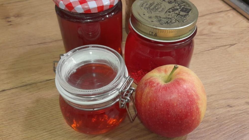 Rețetele Juanitei. Peltea de mere. Un tip de gem a cărei rețetă se va pierde, probabil, la următoarea generație