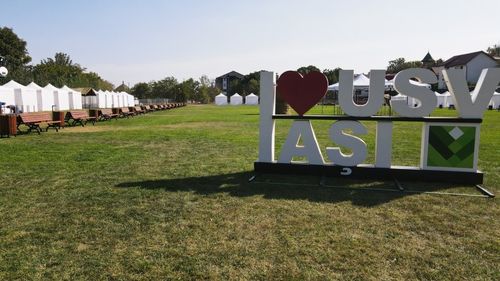 Zilele Recoltei la USV Iași: Peste 80 de producători vor expune legume, fructe, preparate din carne, lactate, dulciuri, miere BIO, dar și înghețată, produse de panificație și vinuri alese