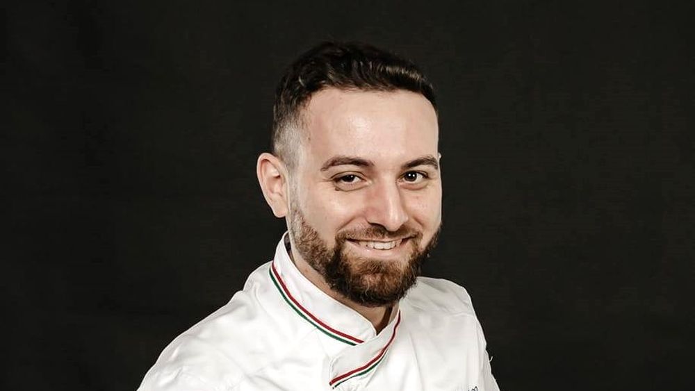 Marco Favino, chef italian activ în România, despre atuurile bucătăriei românești și diferențele față de bucătăria italiană. „Cel mai mult iubesc sarmalele, în toate formele lor: cu varză, cu viță, cu carne de porc, de rață sau de post”