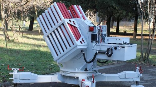 Ministrul Agriculturii, despre rachetele antigrindină: Voi lua decizia împreună cu fermierii / Agricultorii cred că acestea favorizează apariția secetei