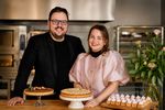 FOTO-VIDEO | Artizanii gustului (Ep. 3): Alexandra și Șerban Vornicu, absolvenți de Comunicare, au deschis un atelier de tarte în Iași, după ce au obținut un grant de 40.000 de euro: „A fost o nebunie. Proiectul l-am scris în ultima noapte” / „Cererea pentru tarts bar-uri este în creștere”