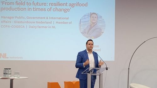 Fermierii nu sunt problema schimbărilor climatice, ci mai degrabă soluția/ Jesse Schevel: „Fermierii români stau pe o mină de aur când vine vorba de energie regenerabilă”