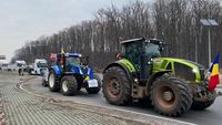 Mii de fermieri și tractoare au blocat drumurile în Serbia pentru a cere subvenţii mai mari şi protecţie împotriva produselor ieftine importate