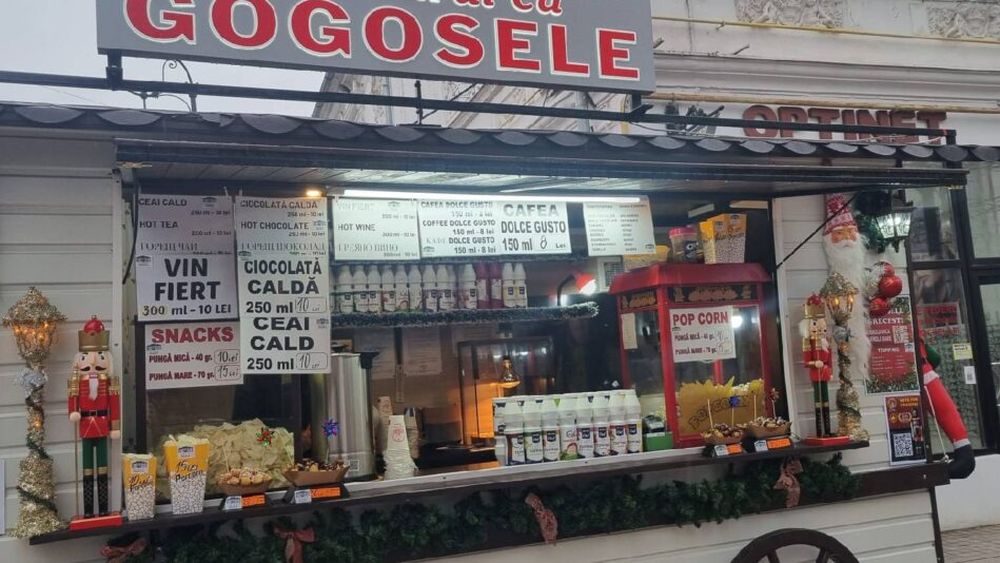 Cât costă vinul fiert, ciocolata caldă și ceaiul la Târgul de Crăciun din Craiova, în decembrie 2025