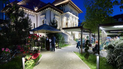 Ieșitul la restaurant redevine o experiență socială / Cel mai mare lanț de restaurante cu capital românesc depășește 63.5 milioane de euro la 10 luni: „Publicul urban este mai atent și mai exigent”