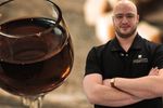 INTERVIU | Detartrajul, calea de a menține dinții sănătoși / Dr. Fadi Cherry (stomatolog): „Nu mănânci și nu bei nimic două ore după procedură, iar ulterior, eviți cafeaua, vinul roșu și ceaiul negru, pentru că pigmentează dantura”