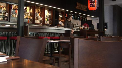 Un funcționar al Minsterului de Finanțe din Japonia a pierdut, la o beție, într-un bar, documente cu numele a peste 100 de persoane suspectate de trafic de droguri