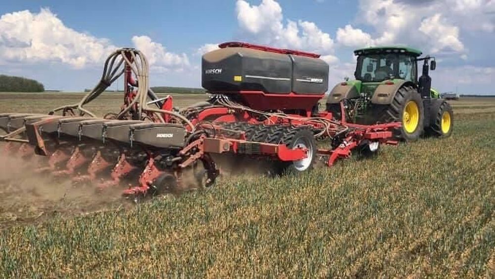 Schimbările climatice generează dispute între agricultori. Pregătirea solului, între tehnologiile clasice și sistemul no till