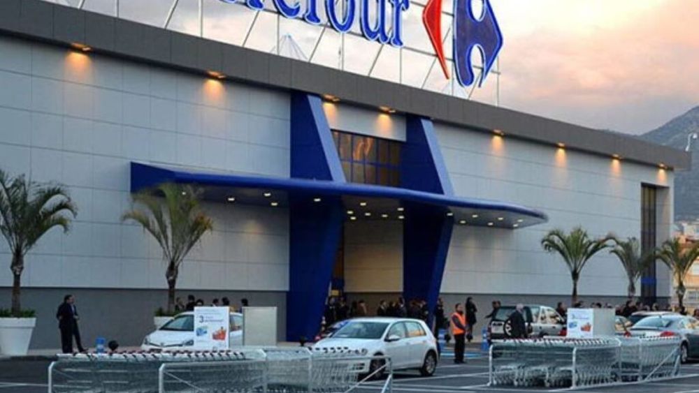 Carrefour se retrage din mai multe țări arabe, pe fondul boicotului pro-palestinian / Retragerea brandului din Golf, o victorie simbolică pentru mișcarea BDS