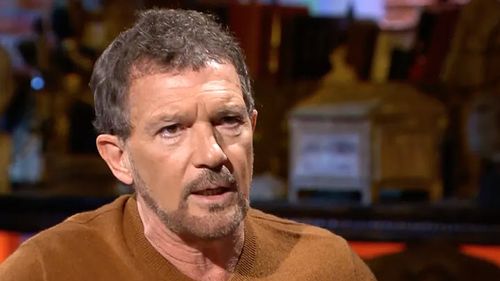 Fără carne roșie după 60 de ani/ Antonio Banderas: „După ce am avut un infarct, am renunțat la acest aliment”/ Actorul aleargă câte 10 km și s-a învățat să își prepare singur mesele