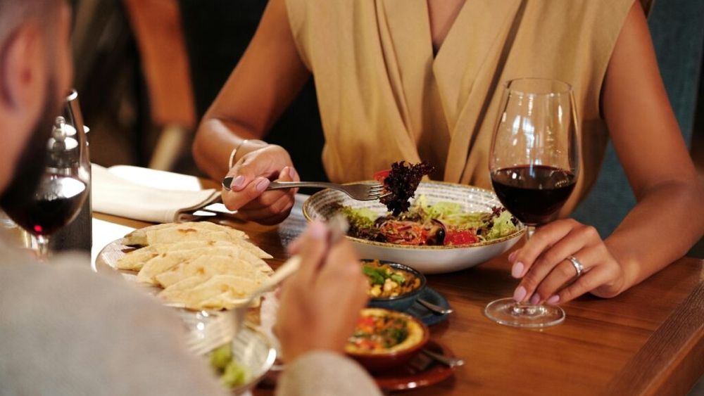 Cele mai scumpe și ieftine țări din Europa pentru restaurante și hoteluri / România este cu 31% mai ieftină decât media UE