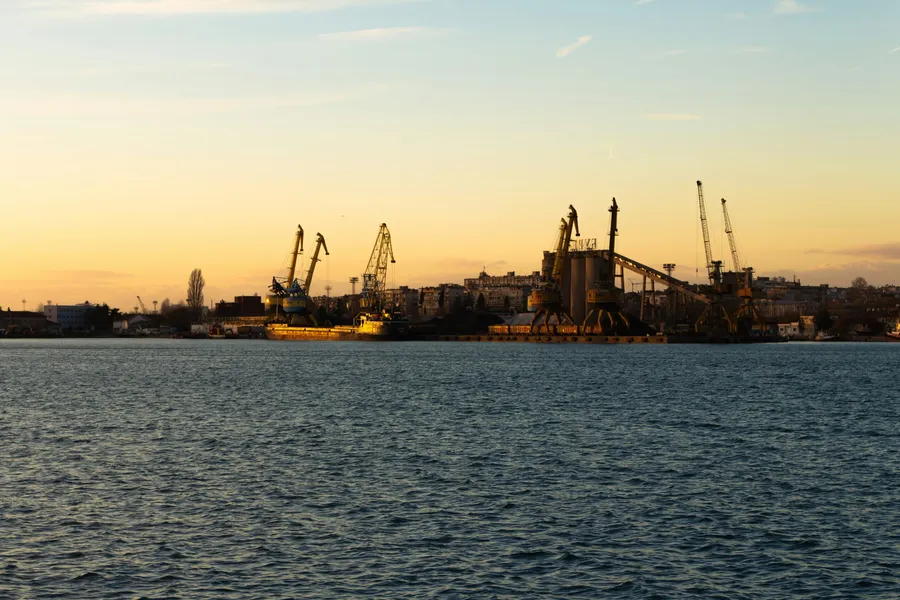 exporturi-cereale-rusia-ucraina-marea-neagra-marea-azov-grau-pret-grau-cereale-porturi-ucrainene-porturi-rusesti-novorossiisk-odessa-agricultura-comert-cereale-piete-globale-aprovizionare-alimente