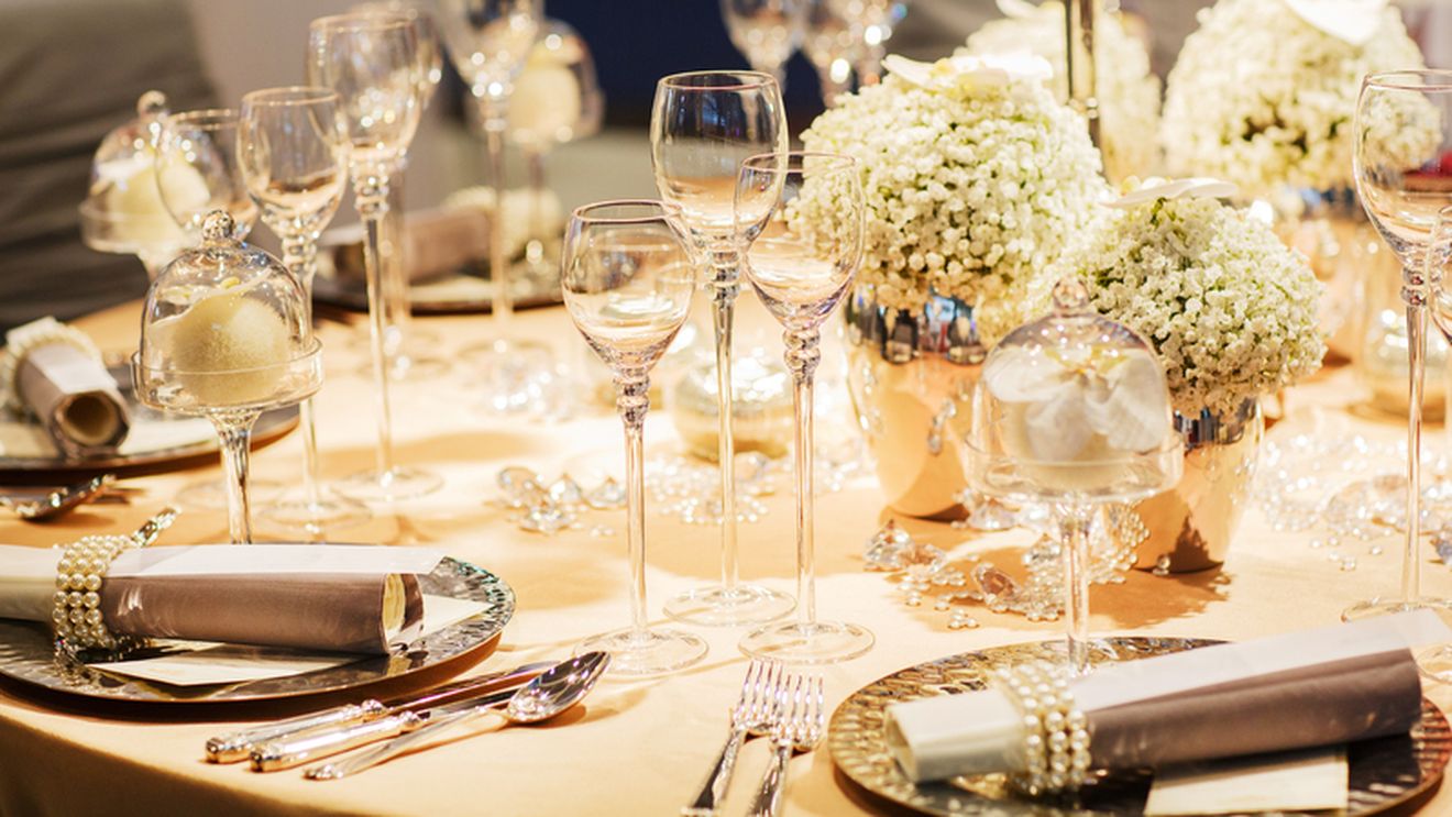 Cum arătau mesele regale de Paște / Anita Sterea (istoric): „Mâncau cam ce avem noi azi, drob, miel, dar mai rafinat gătite”