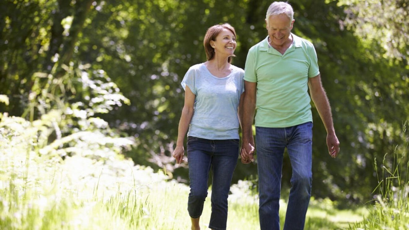Puteți adăuga mulți ani la viața voastră adoptând 8 obiceiuri pentru o sănătate mai bună a inimii. O dietă sănătoasă nu este suficientă