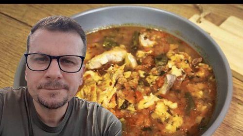 Unirea face supa bună / Pilda ciorbei de bolovan, povestită de chef Emanuel Ciocu: „Supele mi se par definitorii pentru bucătăria românească, pentru că pun la un loc nu doar o multitudine de ingrediente, ci și o multitudine de identități”