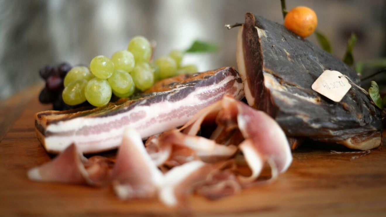 A fost înființat Institutul Internațional al Jambonului / Un nou focar de Pestă Porcină Africană, în Germania / Șanse ca Euro 2024 să crească cererea de fripturi, ciolane și cârnați - Dr. Abraham, Analiza Industriei Porcului, săptămâna 23