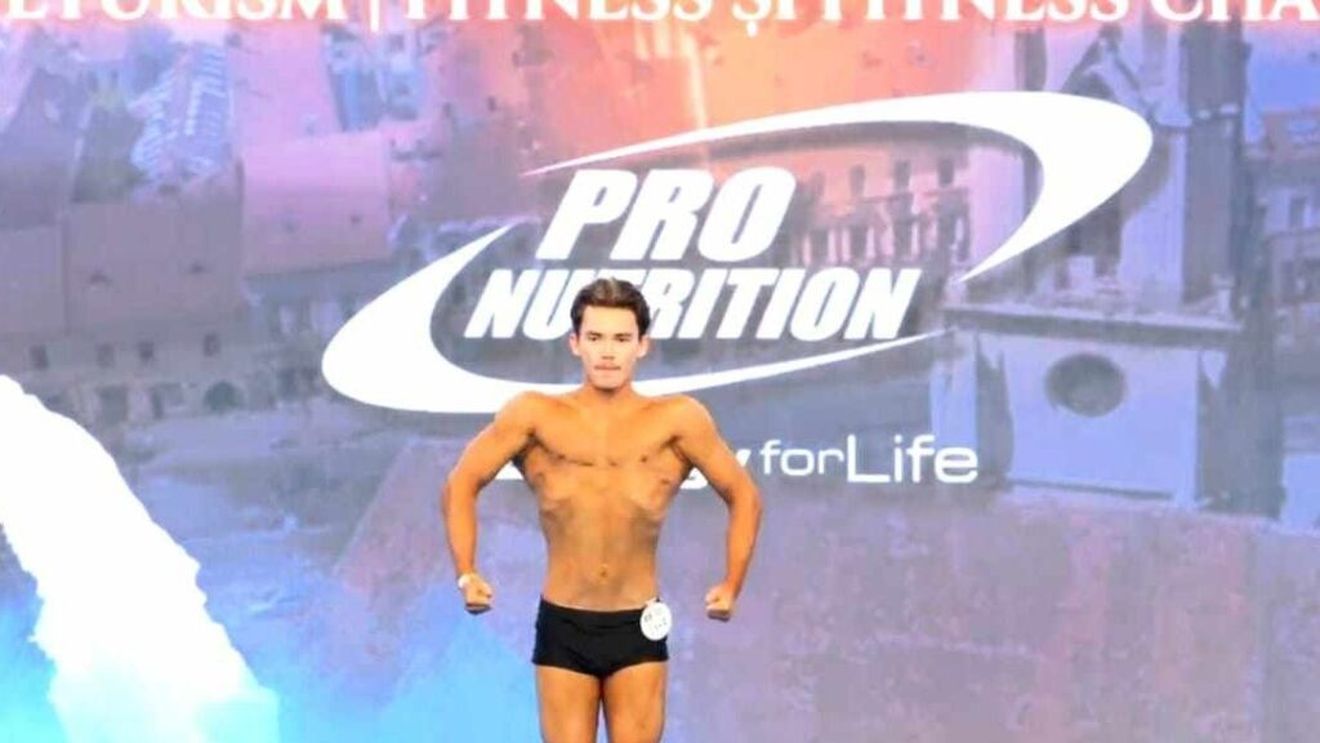 Matei Amarandei, tânărul care va reprezenta România la Campionatul Mondial de Fitness din Spania: „Acest sport m-a învățat disciplina, să am o alimentație corectă, să mă antrenez corect”
