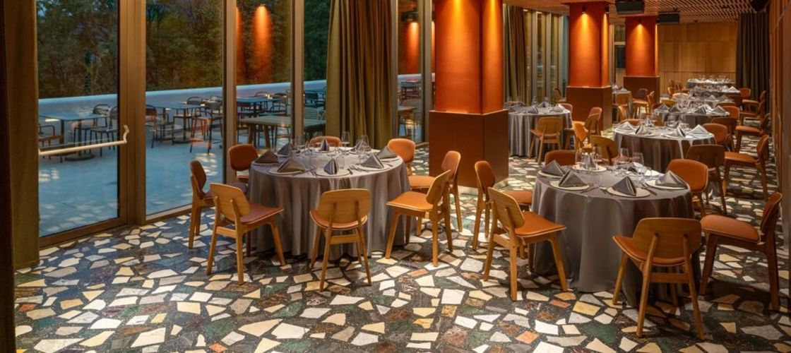 Ministerul Mediului verifică restaurantul Panoramic de pe Tâmpa / Unitatea ar fi funcționat luni întregi fără autorizație