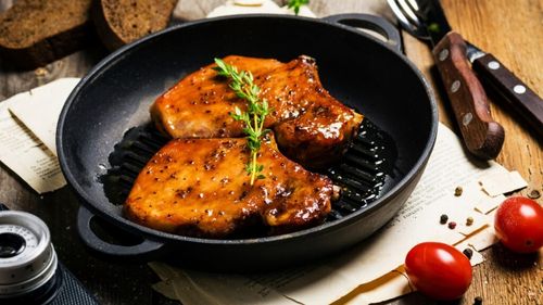 VIDEO Ingredientul secret care face cotletul de porc de 10 ori mai bun / Probabil nu te-ai fi gândit că maioneza are acest efect