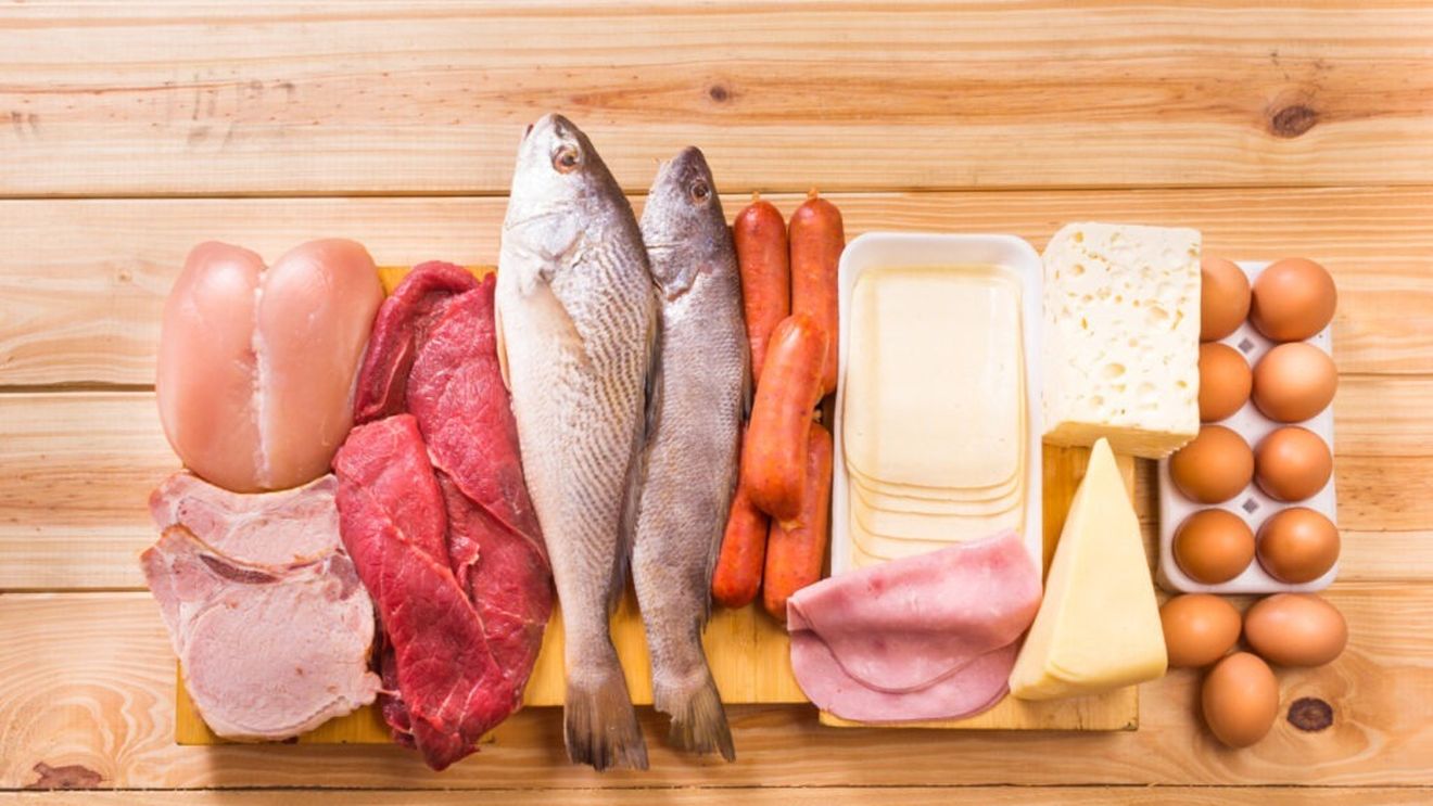 Consumul excesiv de proteine: beneficii, riscuri și recomandări pentru o alimentație echilibrată / Care este aportul zilnic de proteine recomandat de nutriționiști