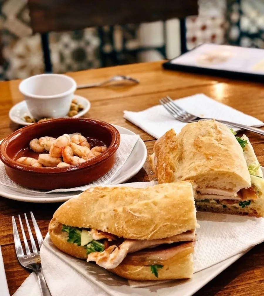 new melocomo, spania, valencia, bar