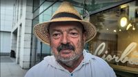 VIDEO | Mircea Groza: „Tocana este, după zamă, cea mai reprezentativă mâncare din România” / Gastronomul a documentat peste 300 de rețete tradiționale și spune că nu vasul în care sunt gătite contează: „Important e să nu te grăbești”