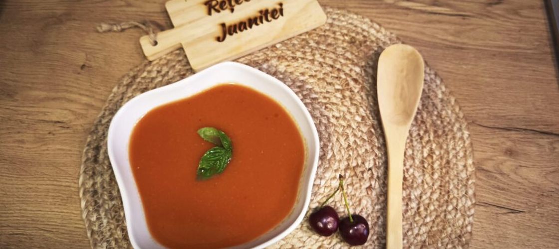 VIDEO FOTO | Rețetele Juanitei | Gazpacho cu cireșe, supa tradițională spaniolă într-o variantă de sezon, îndulcită cu fructe 
