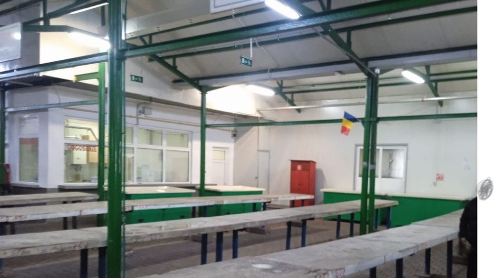 Olt: Activitatea pieţei agroalimentare Zahana, cea mai mare din Slatina, suspendată de DSVSA, din cauza nerespectării  condițiilor de igienă 