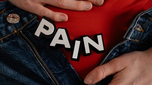 Ponturi pentru reducerea balonării/ Specialiștii ne sfătuiesc, printre altele, să mâncăm încet, să fim atenți la cantitate și să ne monitorizăm greutatea și bolile cronice