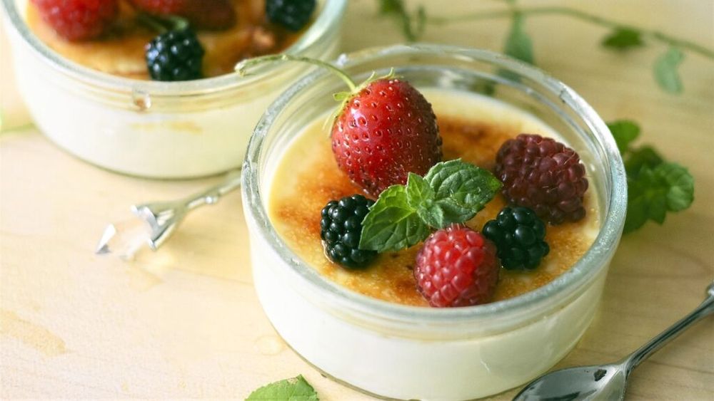 Ovăzul nu înseamnă doar fulgi. Budincă din făină de ovăz și lapte pentru micul dejun, preparată pe flacără sau la microunde